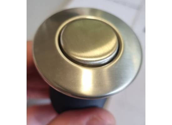 Przycisk do rozdrabniacza ISE SATIN GOLD (jasny złoty szczotkowany) do młynków InSinkErator (ISE-BUT-GOL)